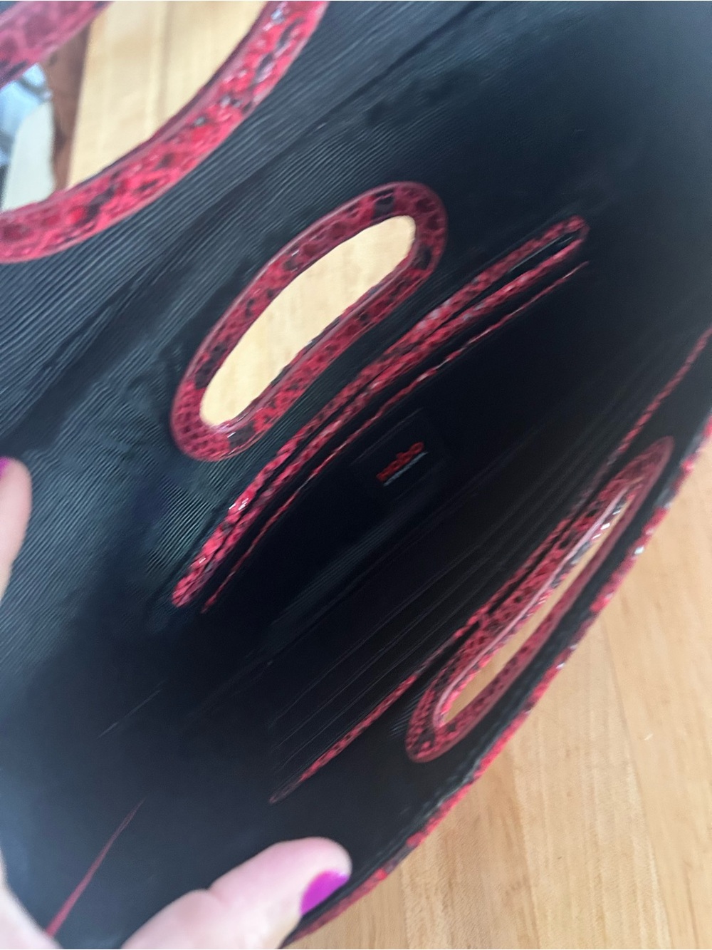 Hobo Red Snake-Print Women's Clutch Bag - Picture 3 of 5